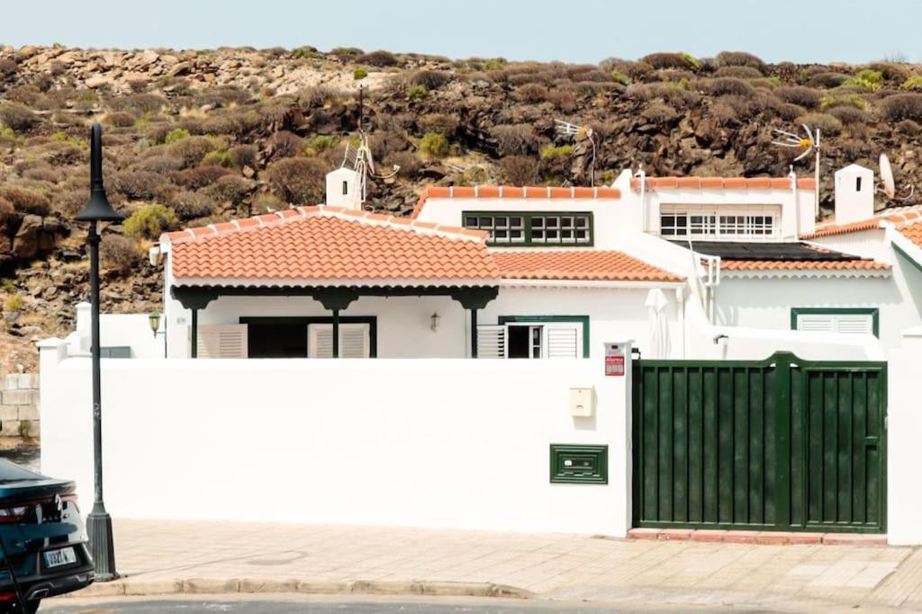Villa Acogedora Casa En Abades En Tranquila Urbanizacion Exterior foto